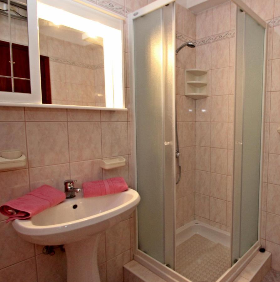 Apartman Ornela Poreč Dış mekan fotoğraf