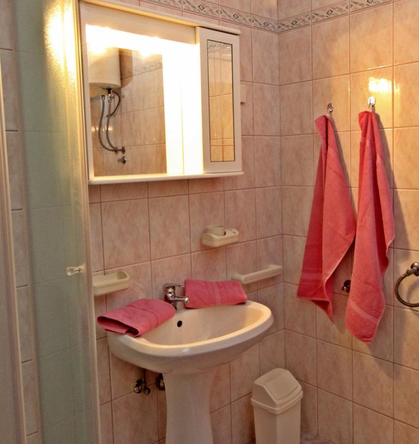 Apartman Ornela Poreč Dış mekan fotoğraf