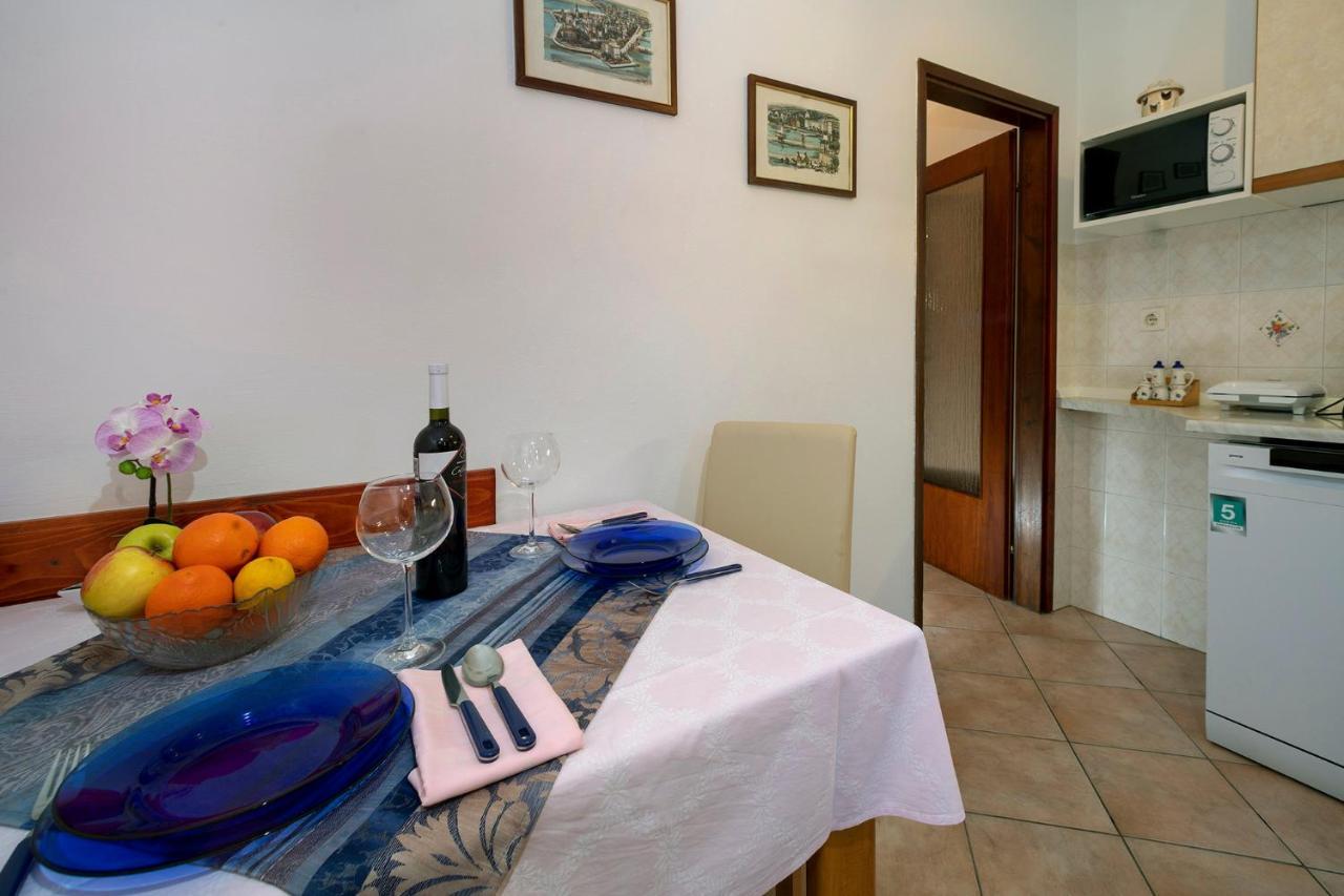 Apartman Ornela Poreč Dış mekan fotoğraf